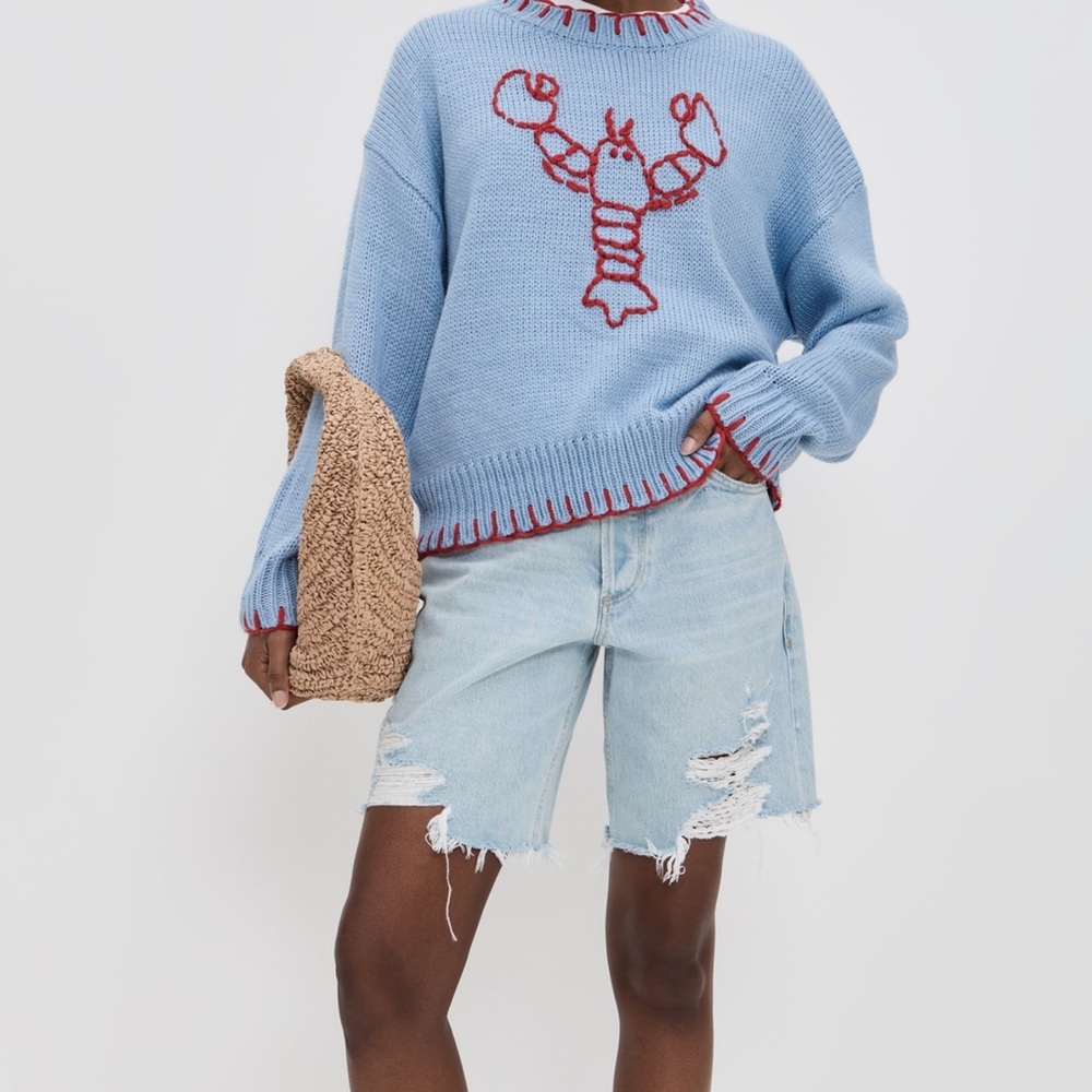 Lobster sweater in blue and red